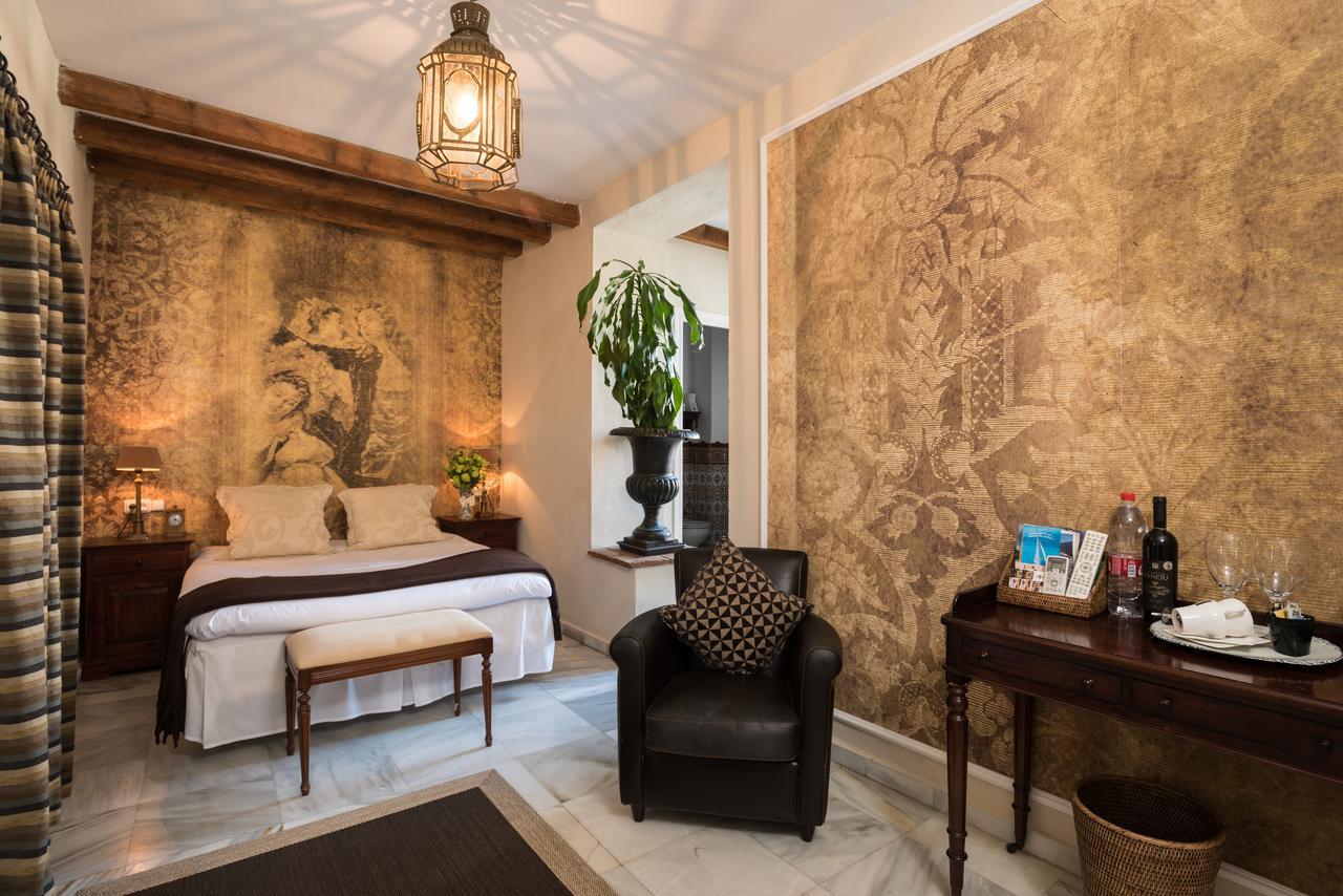 The Town House (Adults Only) Ξενοδοχείο Μαρμπέλλα Εξωτερικό φωτογραφία