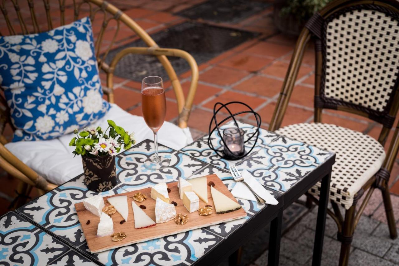 The Town House (Adults Only) Ξενοδοχείο Μαρμπέλλα Εξωτερικό φωτογραφία