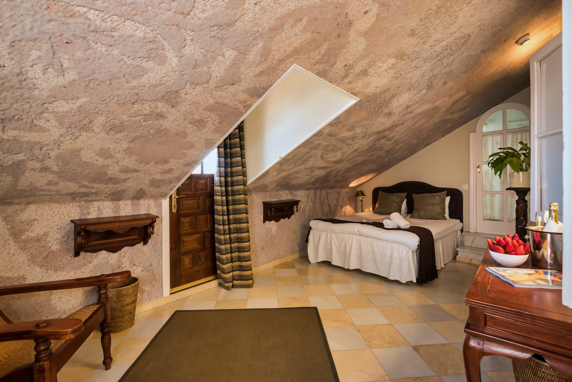 The Town House (Adults Only) Ξενοδοχείο Μαρμπέλλα Εξωτερικό φωτογραφία
